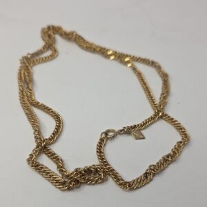 Vintage Sarah Coventry Goldtone " Chain Necklace with random twist 14" drop